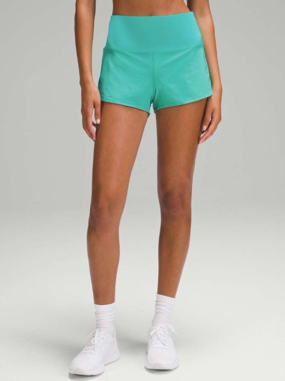Lululemon Lululemon Speed Up High-Rise Lined Short 2.5" in Green, Sz 4